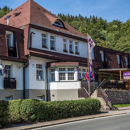 Hotel Prom Svoboda nad Úpou المظهر الخارجي الصورة