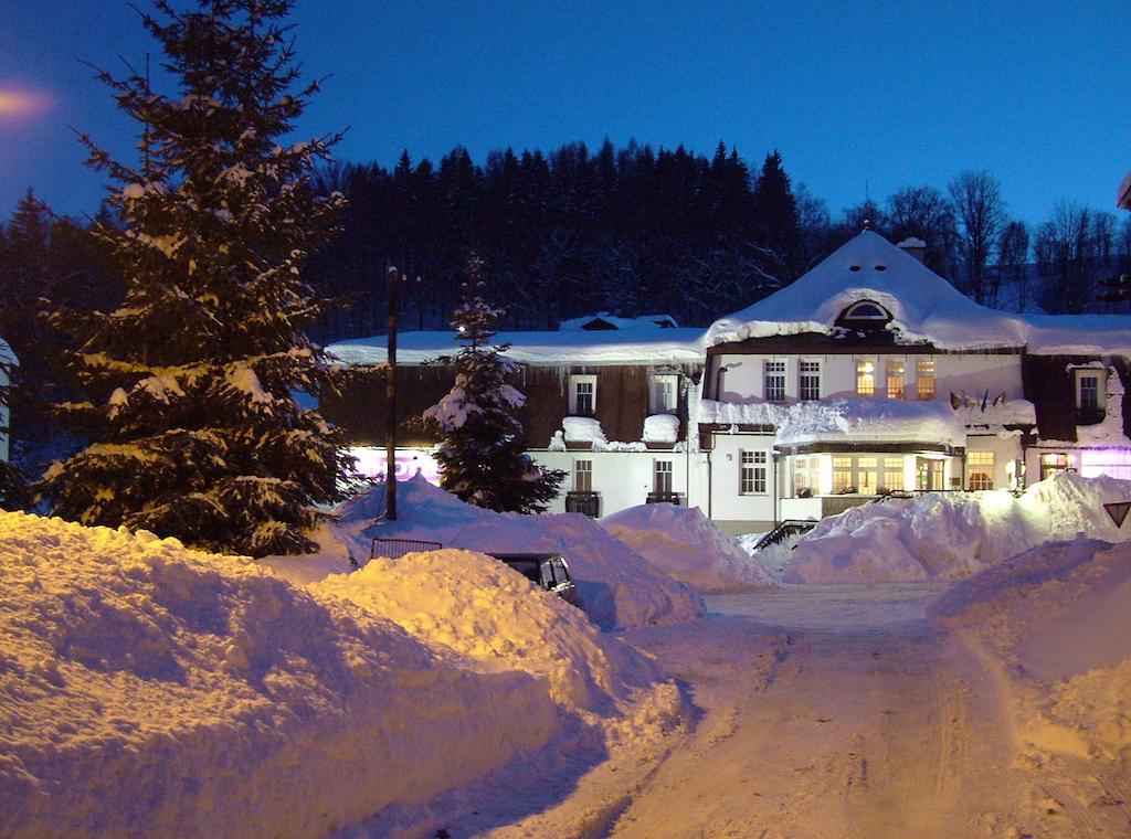 Hotel Prom Svoboda nad Úpou المظهر الخارجي الصورة